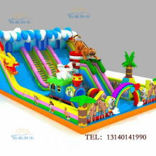 欢乐制造者 走进南京儿童城充气玩具厂